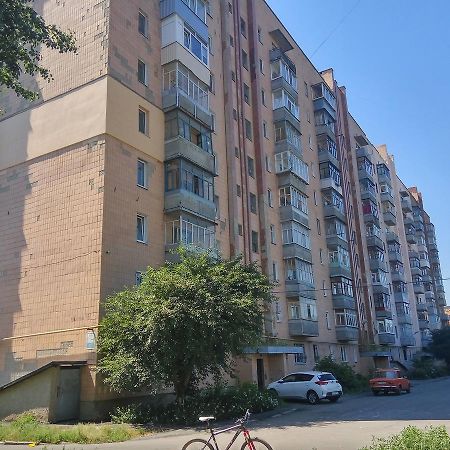 Scandinavian Poltava Apartments With 2 Rooms, 3 Beds 1 Sofa Экстерьер фото